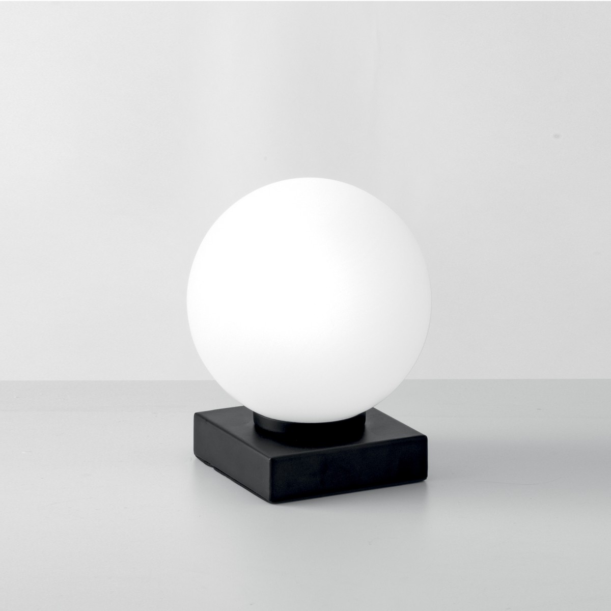 Éclairage noir/opale 1XE14 14X14X17,5CM