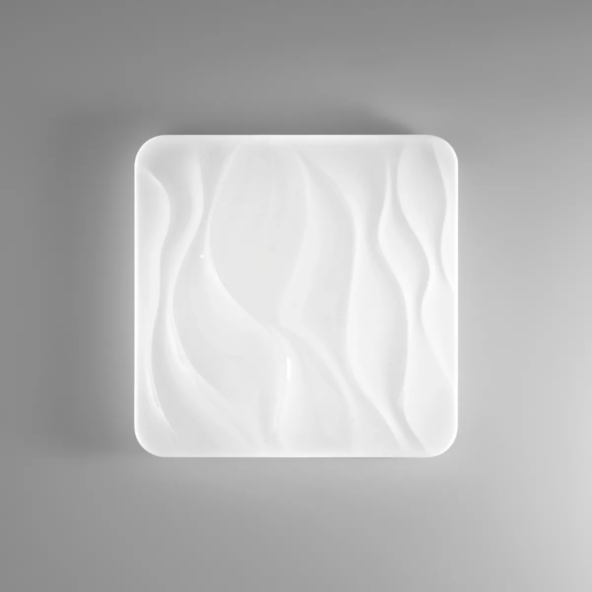 PLAFONIERA LED WAVE BIANCA 40W 3900LM CCT DIMMERABILE WI-FI CON TELECOMANDO 53X953CM