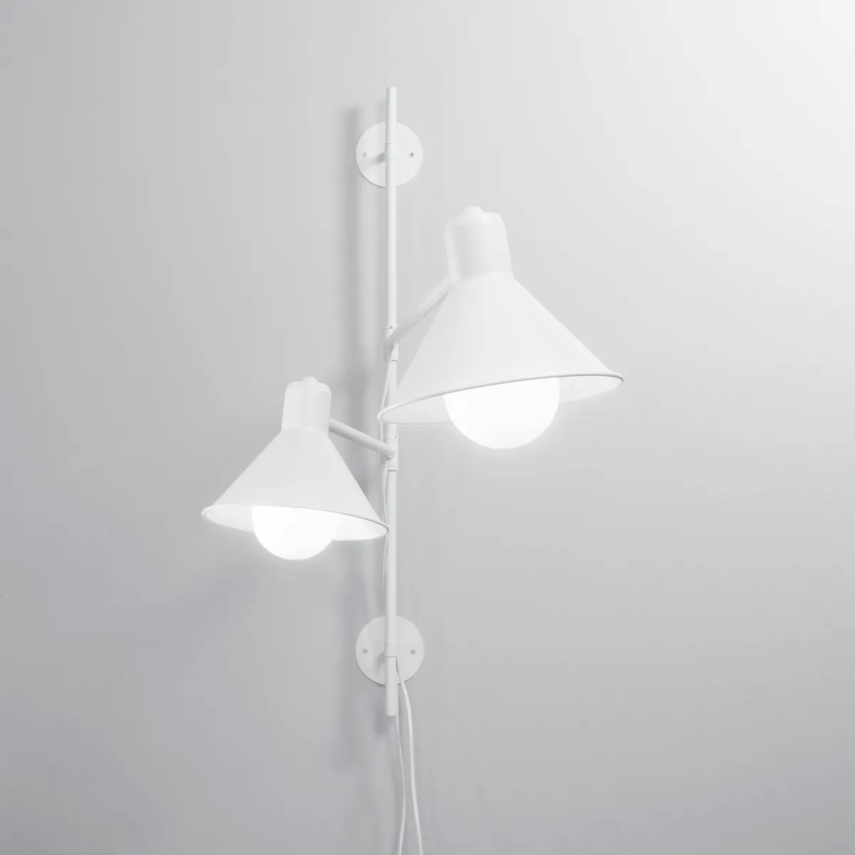 APPLIQUE DUETTO REGOLABILE BIANCA 2XE27 154X20,5X90CM