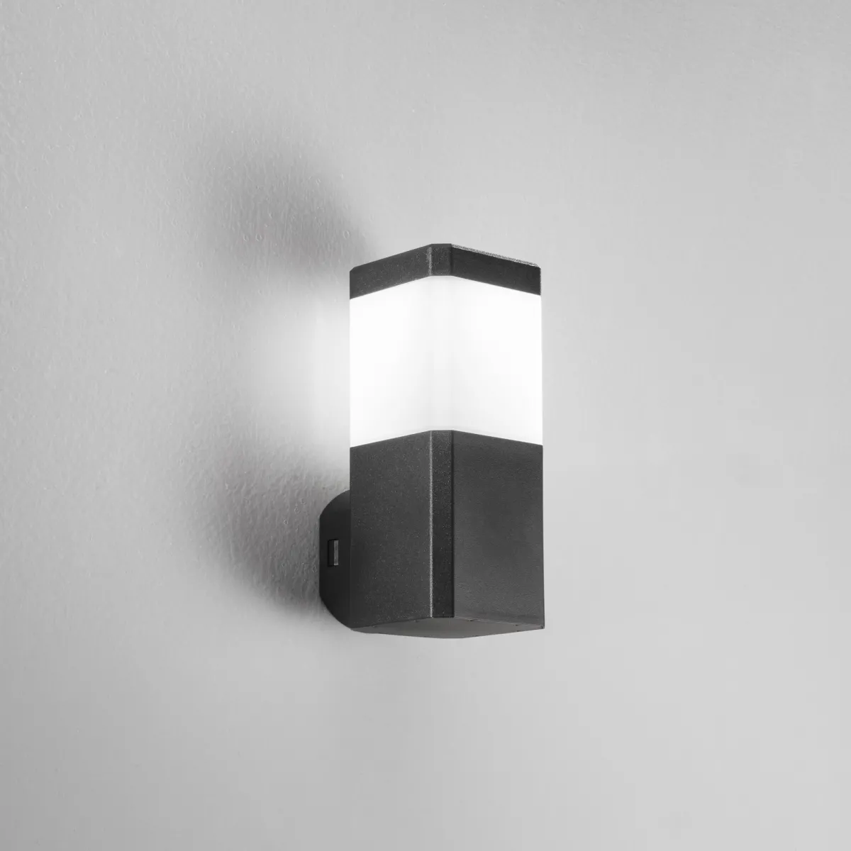 APPLIQUE FOCUS NERA SQUADRATA 1XGU10 IP65 10X13X24CM