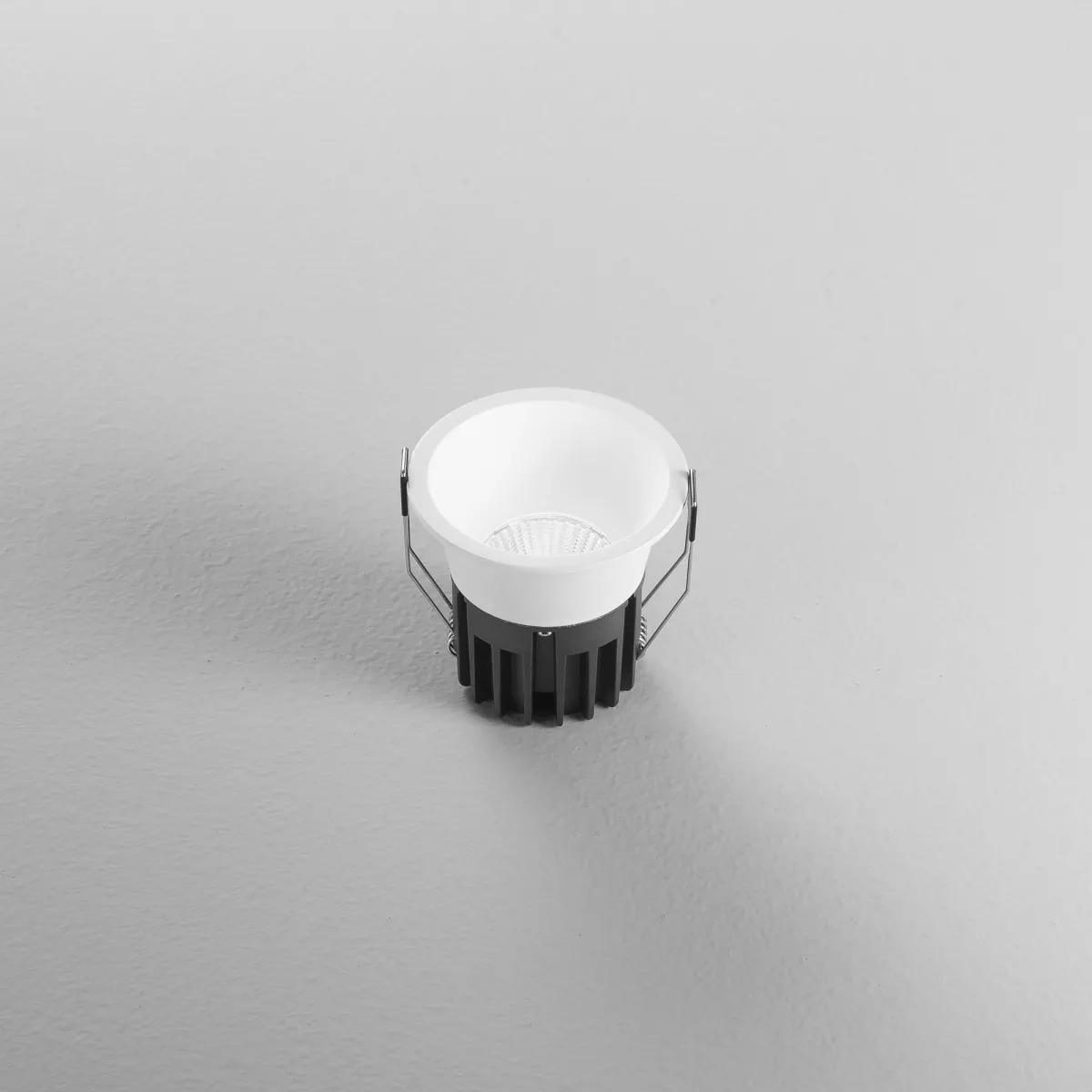 INCASSO LED QUARK R12DA BIANCO TONDO 12W 1480LM CCT 8,5X8CM