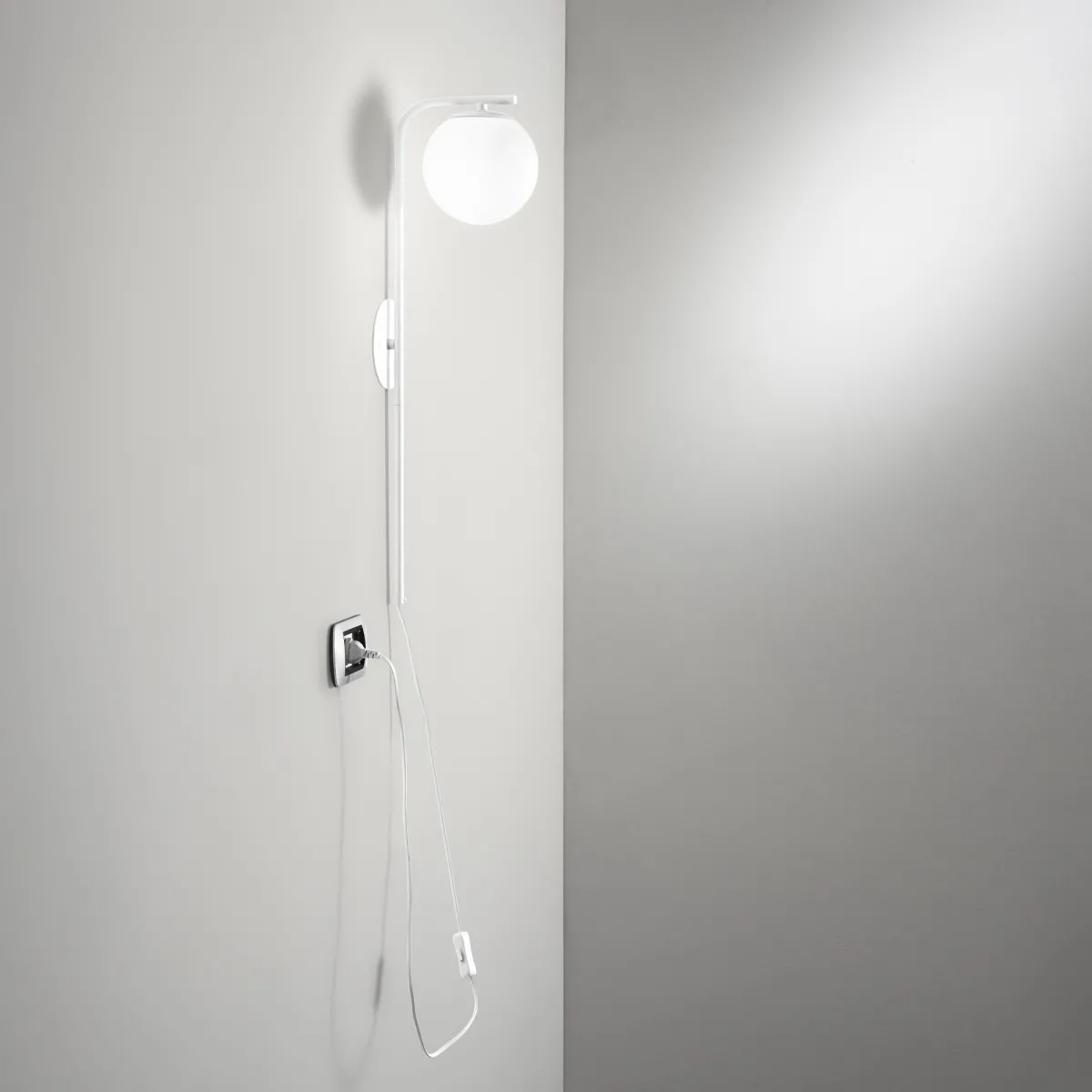 APPLIQUE ODISSEO BIANCA 1XE14 15X15X65,5CM