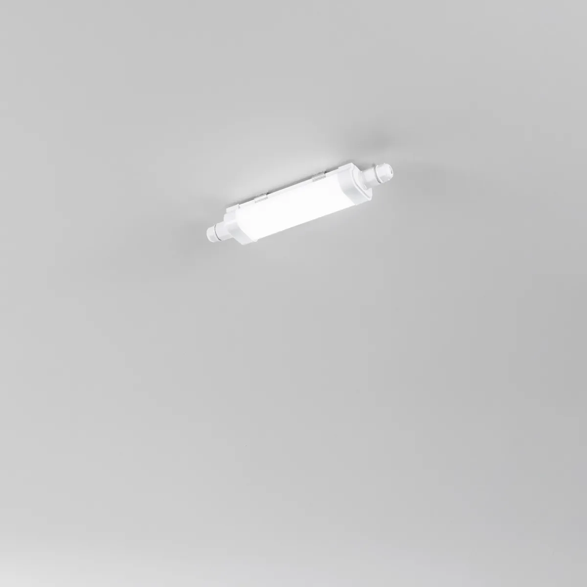 PLAFONIERA LED STAGNA ARTIC BIANCA 9W 1200LM 4000K IP65 30X6,8X4,3CM