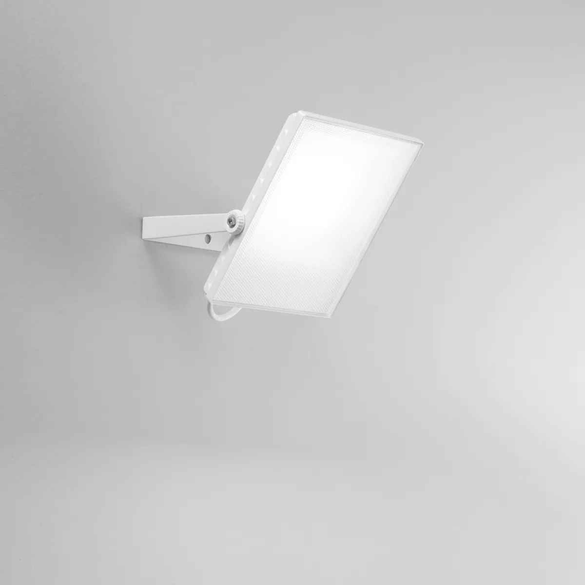 PROIETTORE LED AXEL BIANCO 50W 5500LM CCT IP65 22,8X3,8X30,1CM