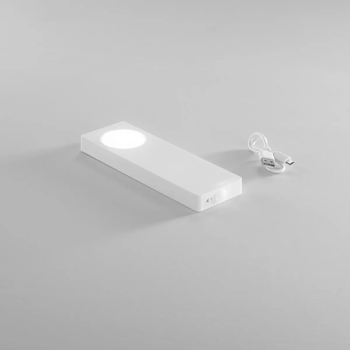 LAMPADA LED GTO BIANCO LED 1W 105LM 3000K CON PANNELLO SOLARE E SENSORE 18X1,7X6CM