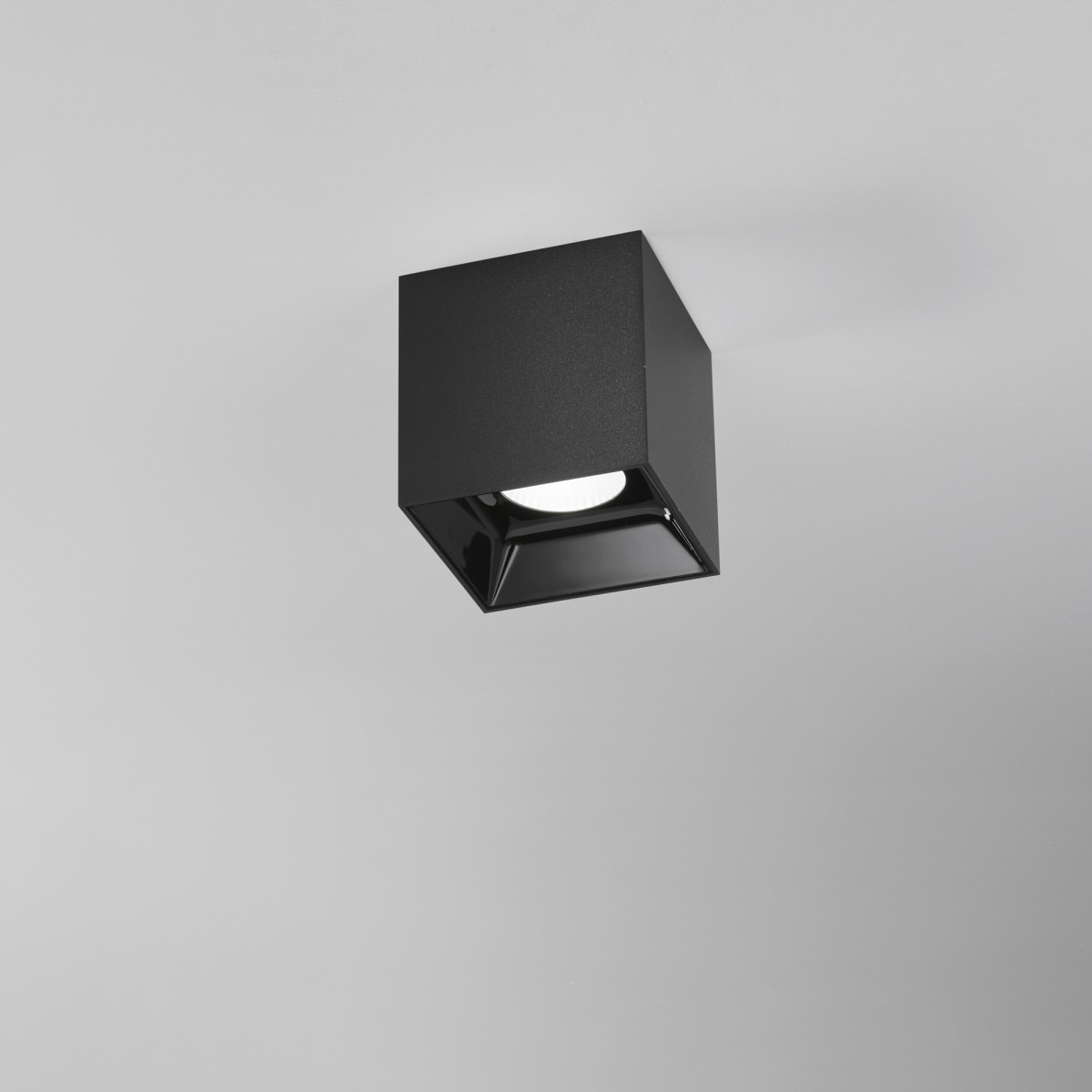 PLAFONIERA LED MIG NERA IN ACRILICO E ALLUMINIO 20W...