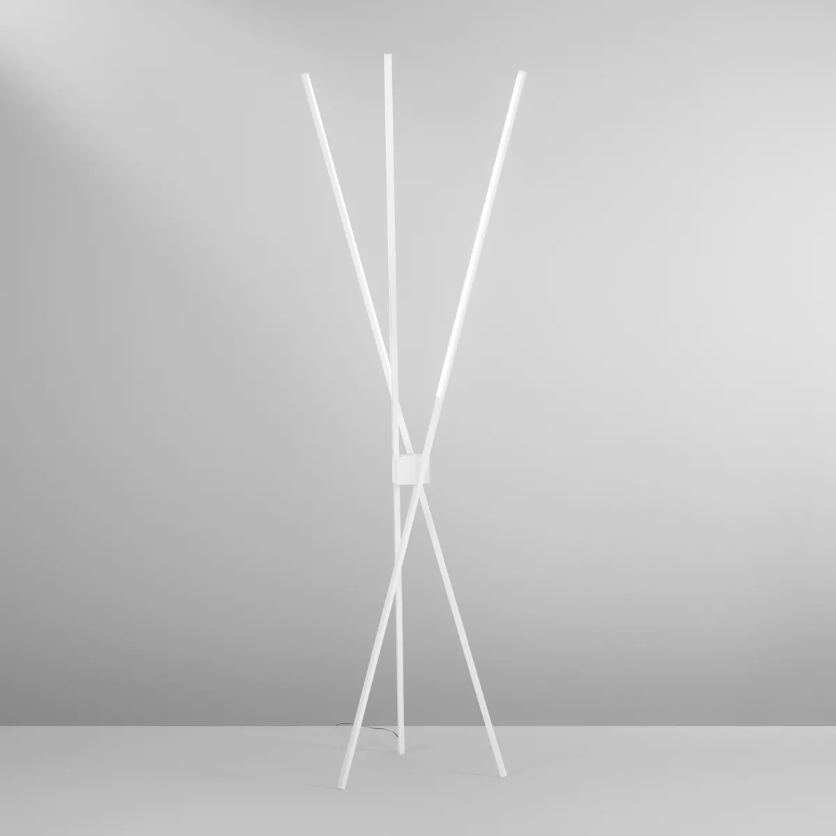 PIANTANA LED SHANGHAI BIANCA 31W 3990LM CCT 49,5X49,5X159CM