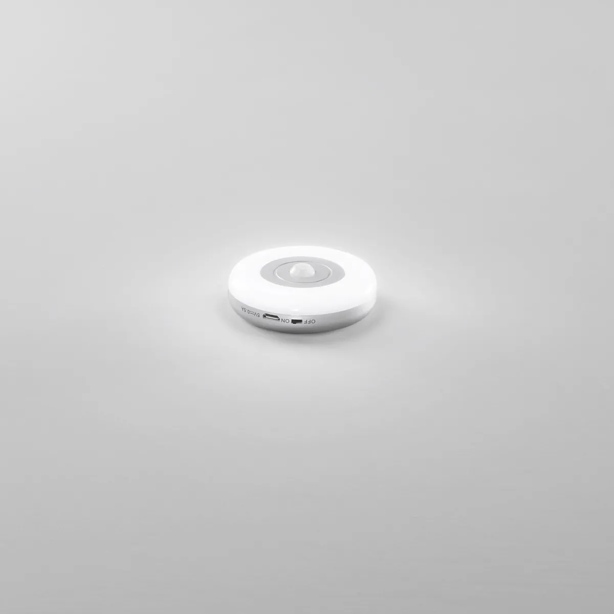 LAMPADA LED SHELF BIANCO/SILVER LED 1W 110LM 4000K CON SENSORE 7X2,15CM