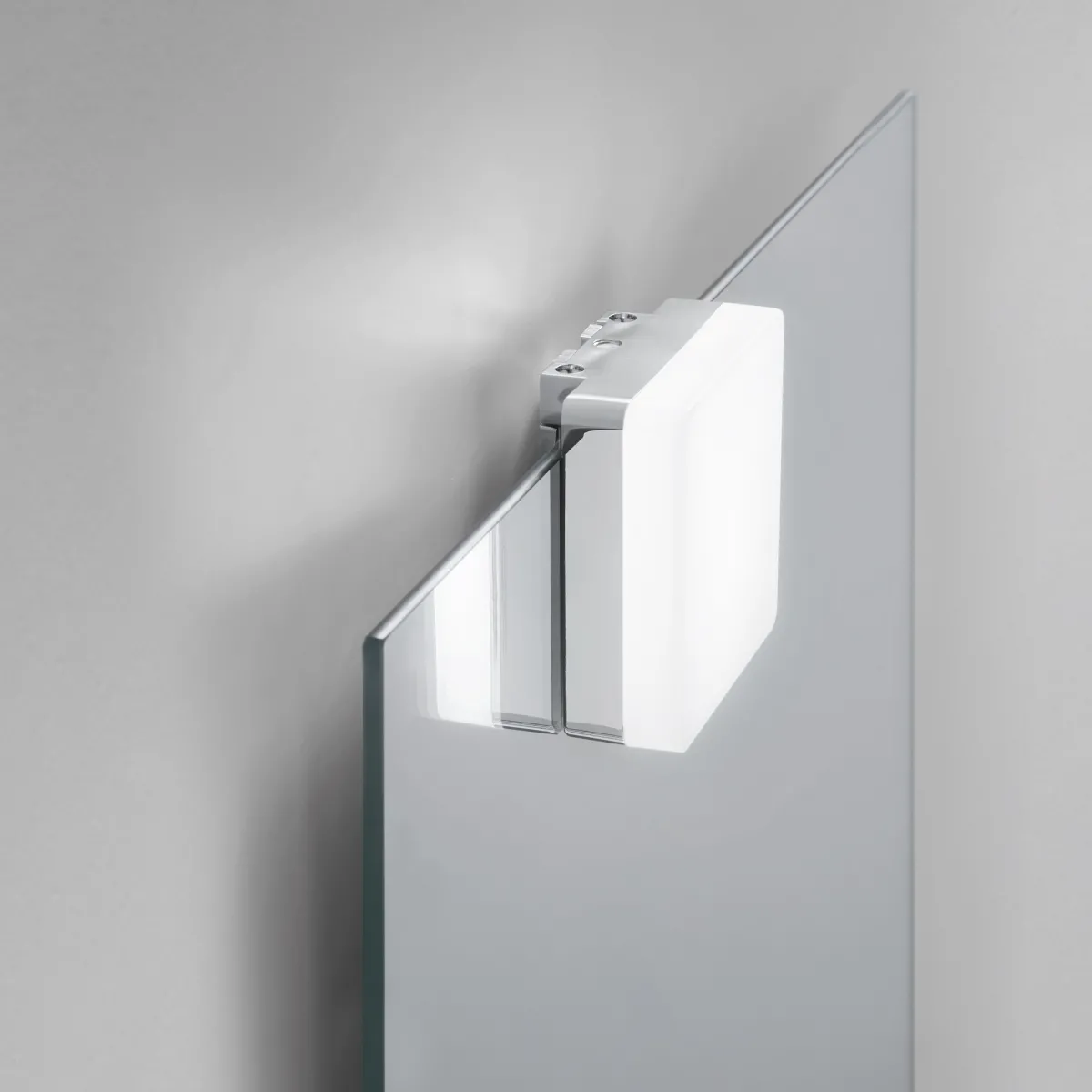 APPLIQUE LED DIVA CROMO QUADRATO 4W 460LM 4000K IP44 7,5X7,5X3,4CM