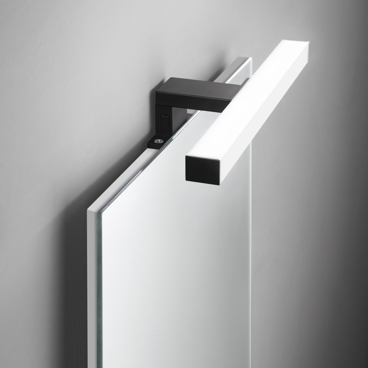 Schwarze 5W LED-Spiegelleuchte | Mondialshop