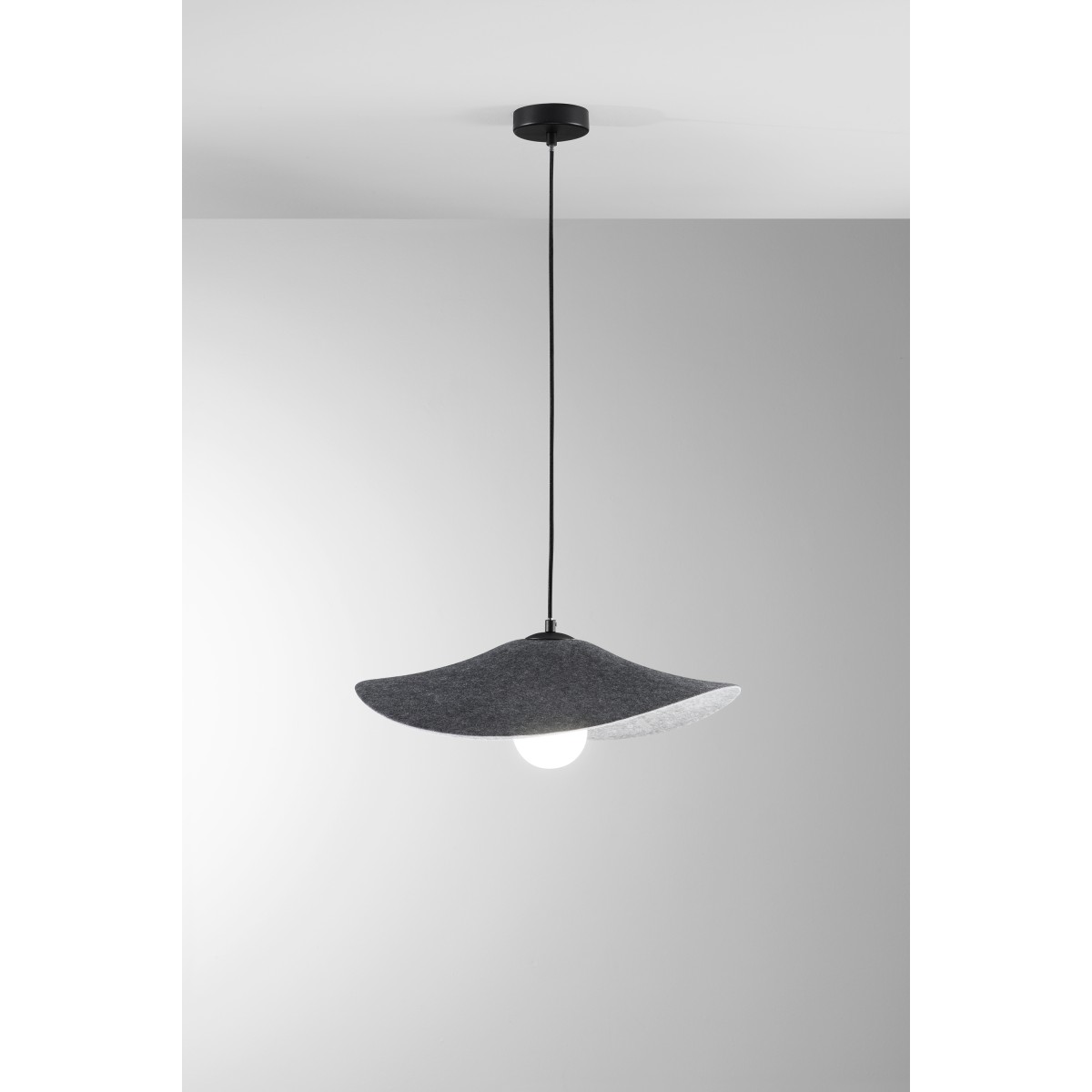 LENGLEN Hängeleuchte aus schwarzem Filz, 2 m Kabel, 50 cm...