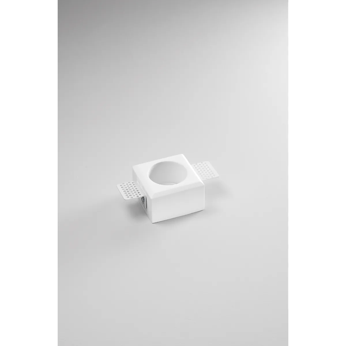 INCASSO MODUS IN GESSO 1XGU10 80X80X50MM
