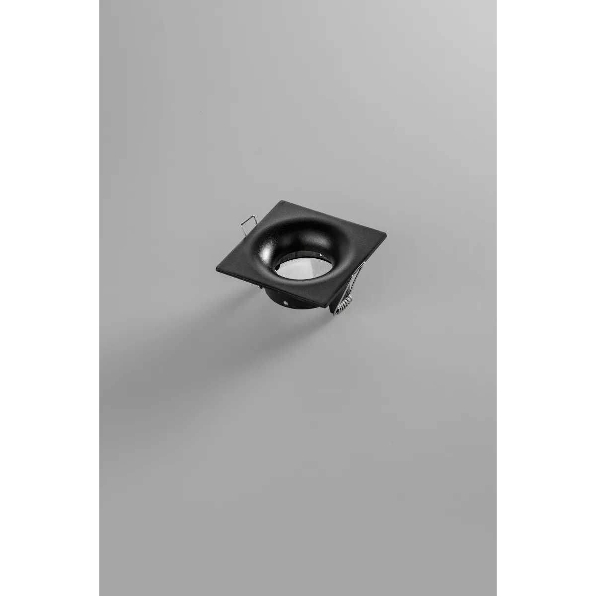 INCASSO REIKON QUADRATO NERO IN ALLUMINIO IP65 D85MM