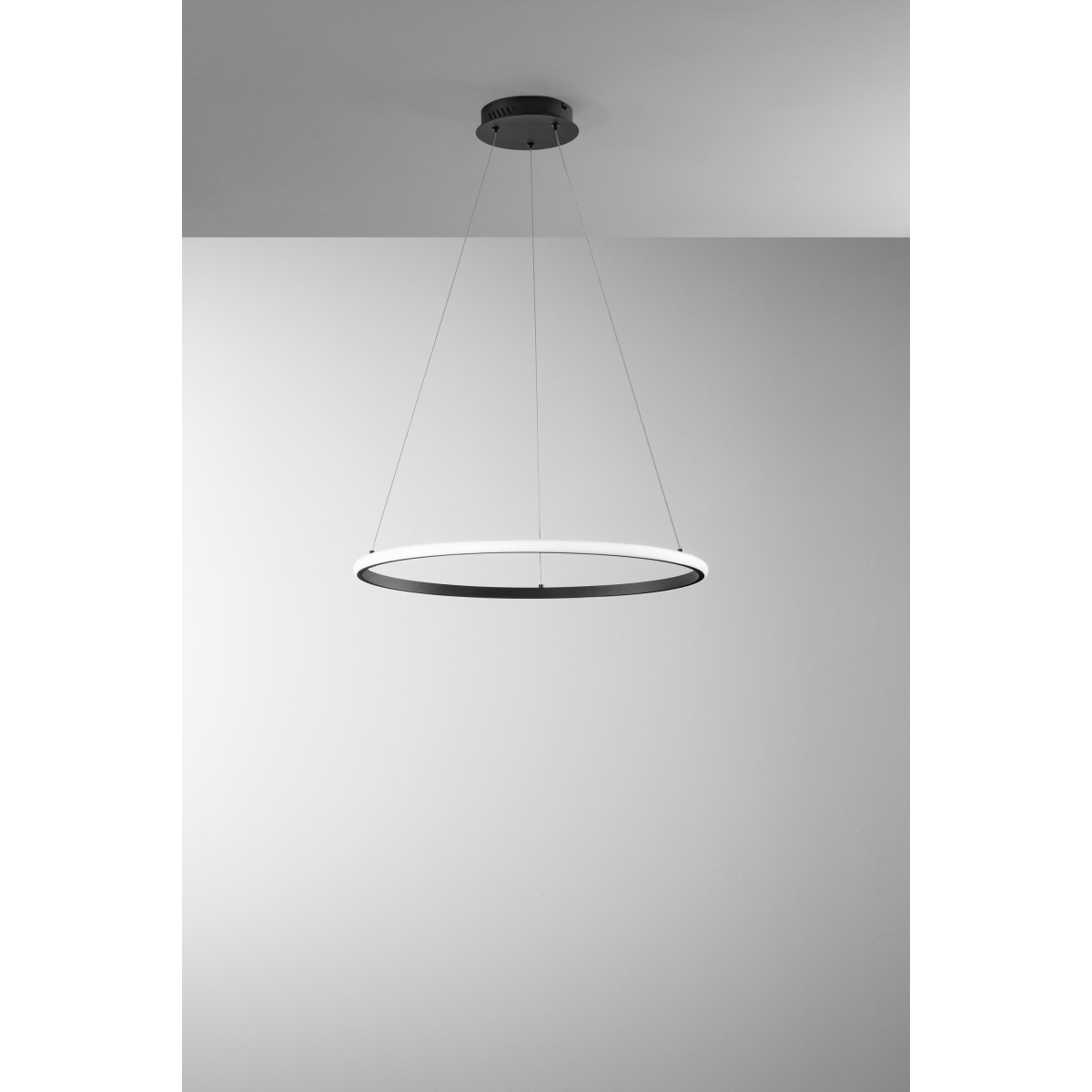 Suspension LED AXIS noire 31 W 3300 lm CCT 60 x 150 cm