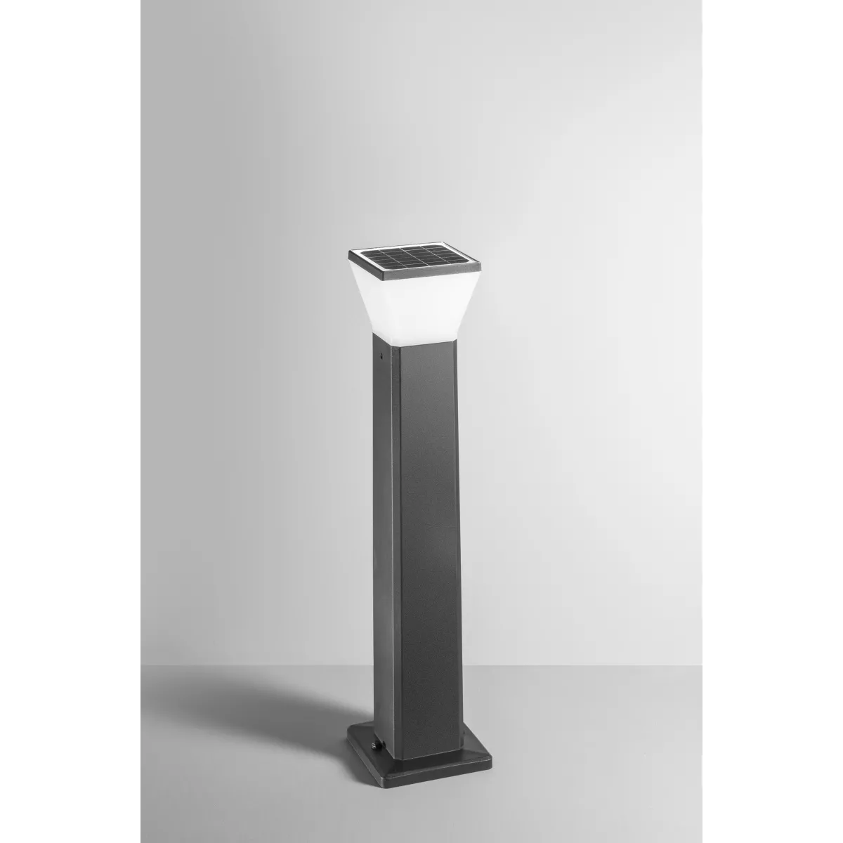 MAEVE LED-Mastleuchte 2,8 W 300 lm 2700-6500 K 80 x 14,8...