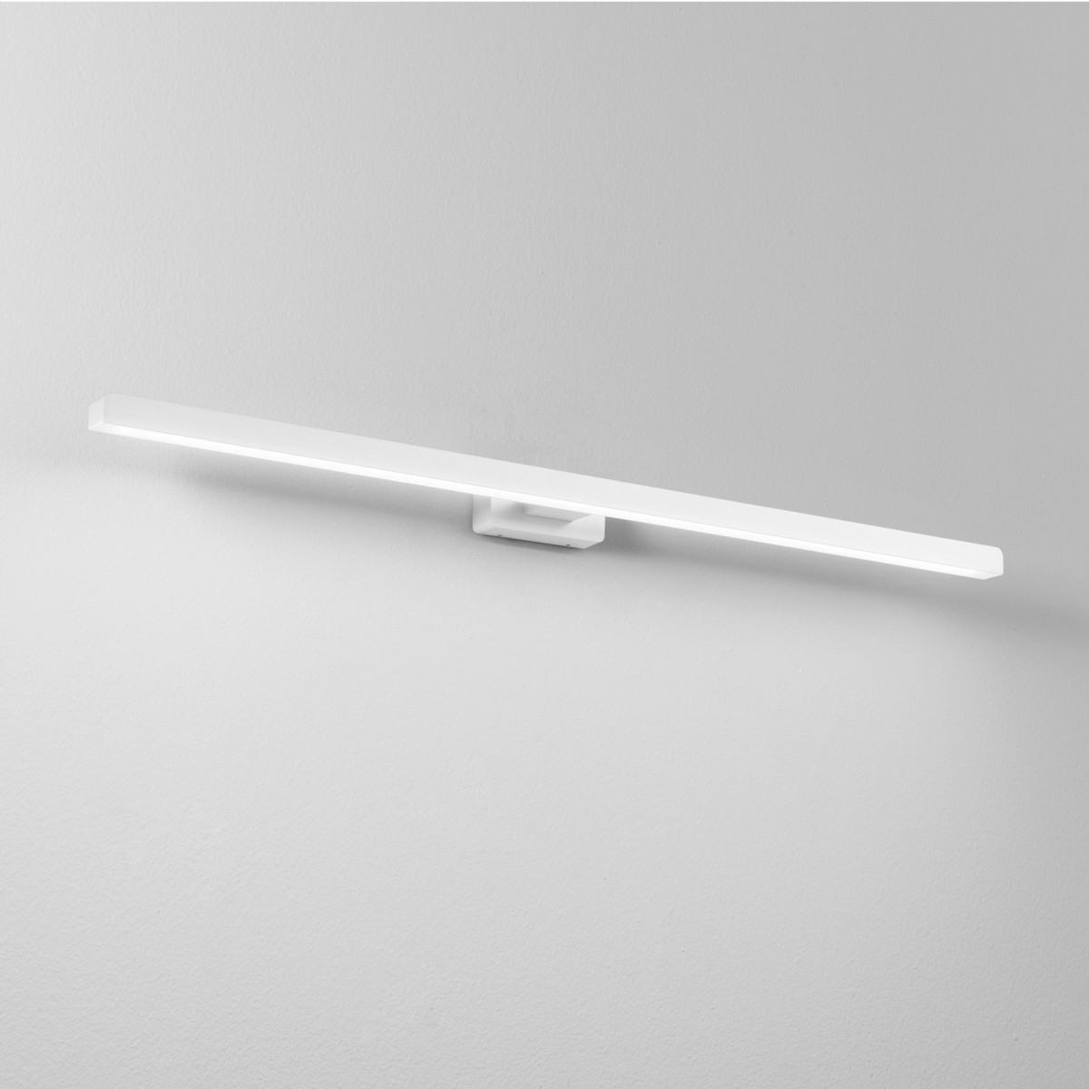 APPLIQUE LED LANCER BIANCA FISSAGGIO PARETE/SPECCHIO 13W...
