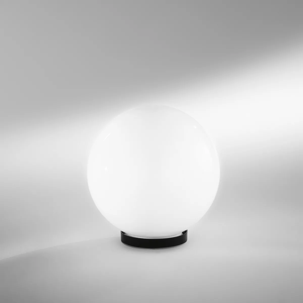 Moderne Outdoor-Tischleuchte | Mondialshop