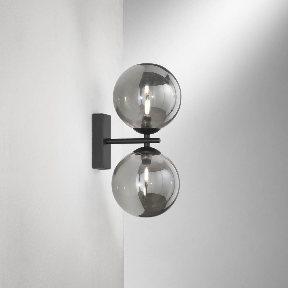 Moderne Wandleuchte mit zwei Leuchtmitteln (2xG9) |...