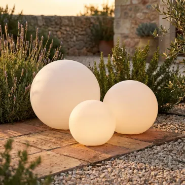Lampada da giardino bianca Forma sferica disponibile in 3 misure 1XE27