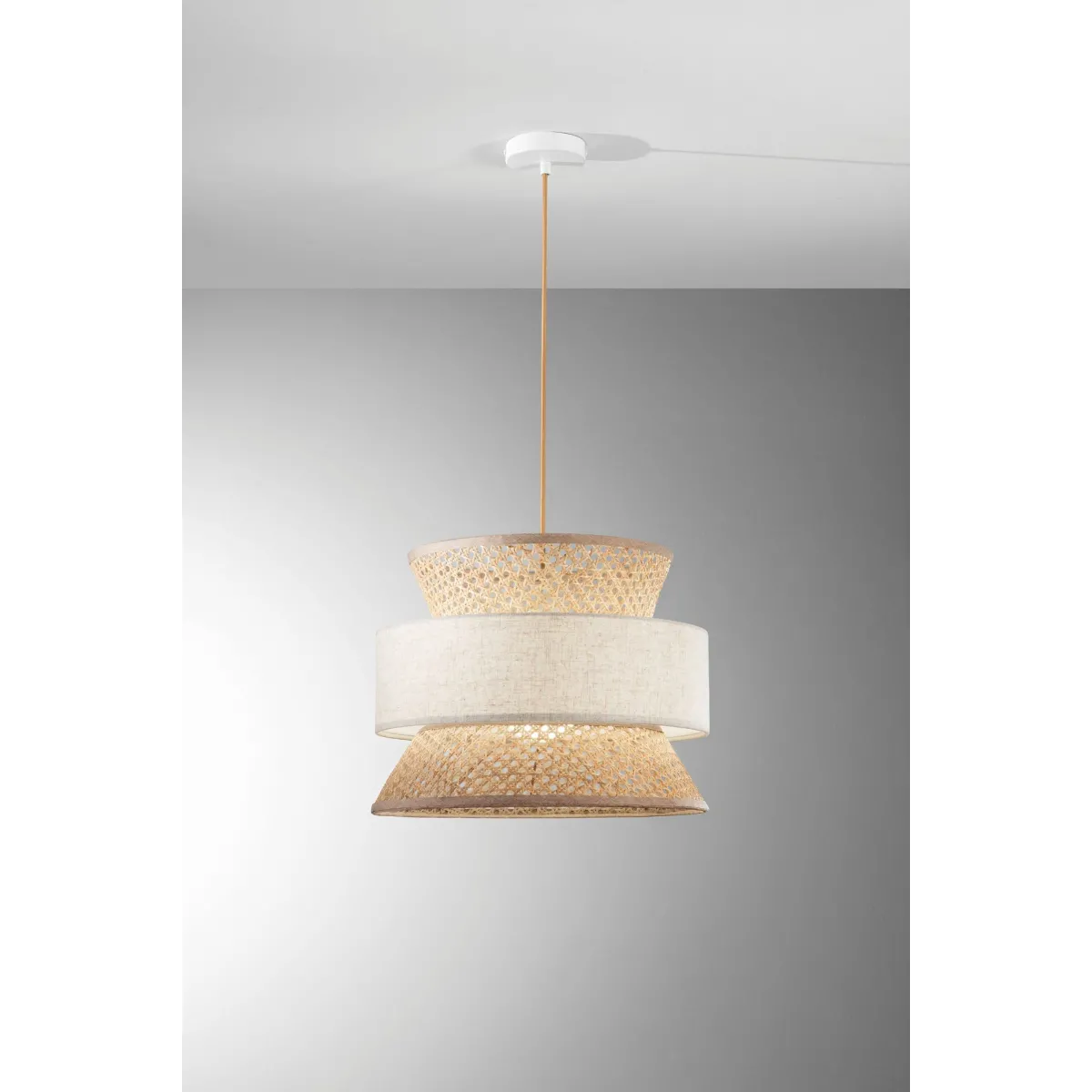Lampe suspendue en rotin (E27) | Mondialshop