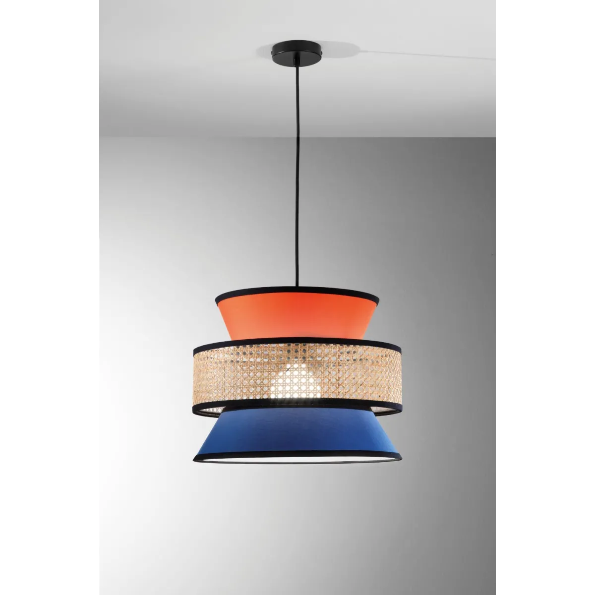 Lampe suspendue en rotin (E27) | Mondialshop