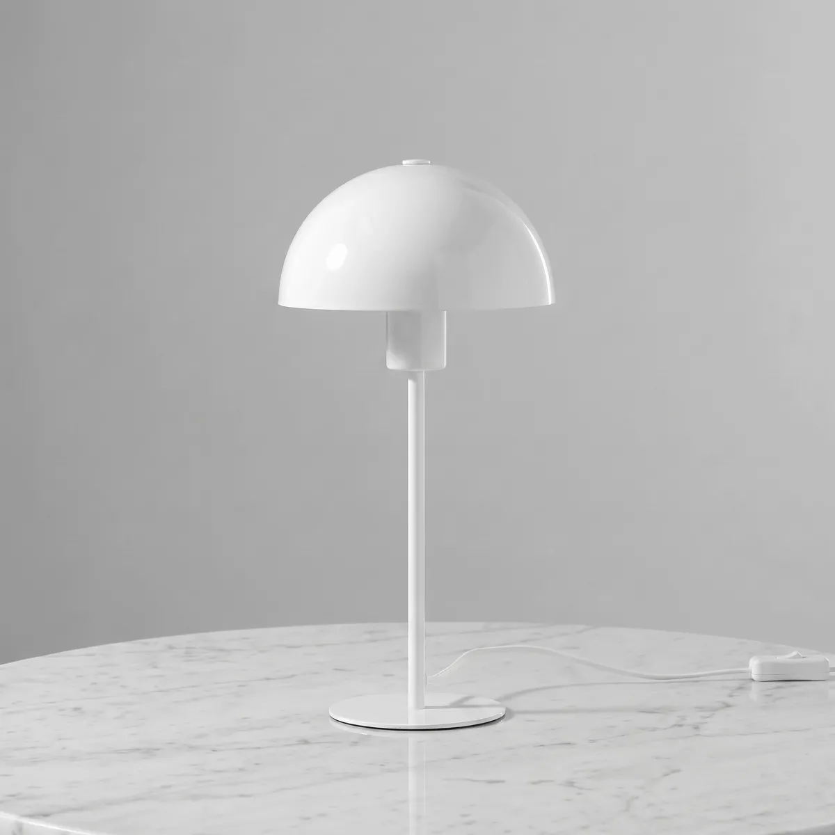 Lampe moderne E27 en métal | Mondialshop