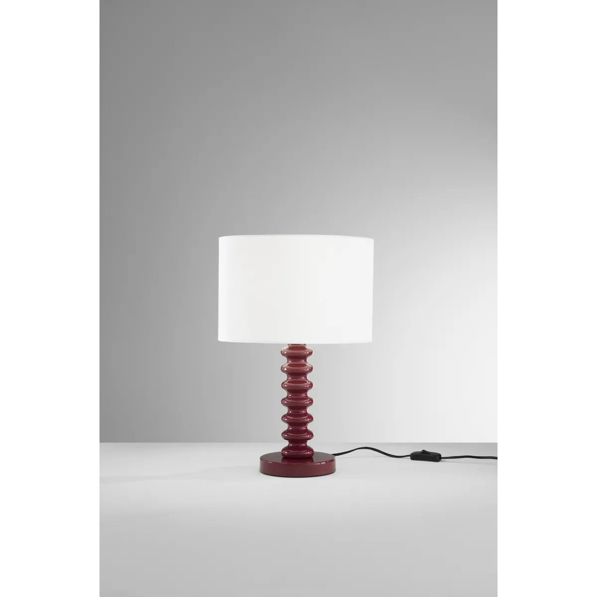 Tischleuchte aus weißem Samt und Metall | Mondialshop