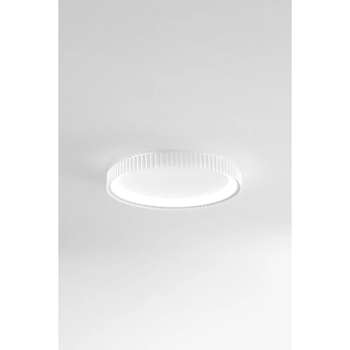 Plafonnier LED extra-plat en métal | Mondialshop