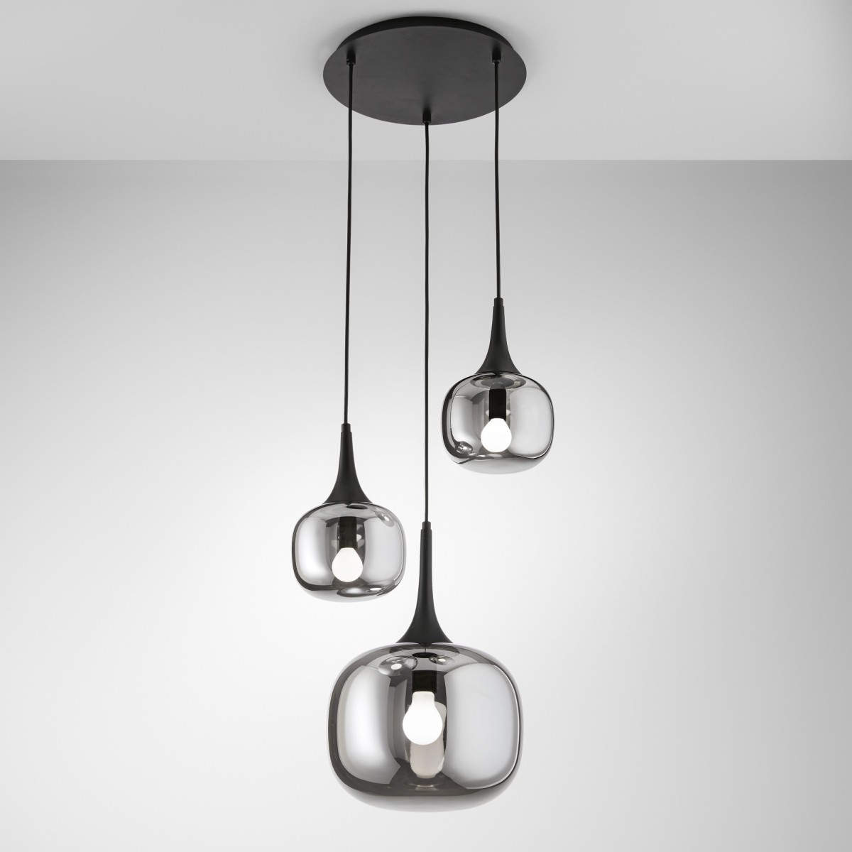 Moderner Kronleuchter in Weiß oder Grau | Mondialshop
