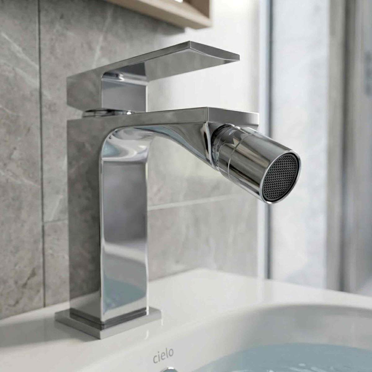 Sparsamer quadratischer Bidet-Wasserhahn im TBOL-Design