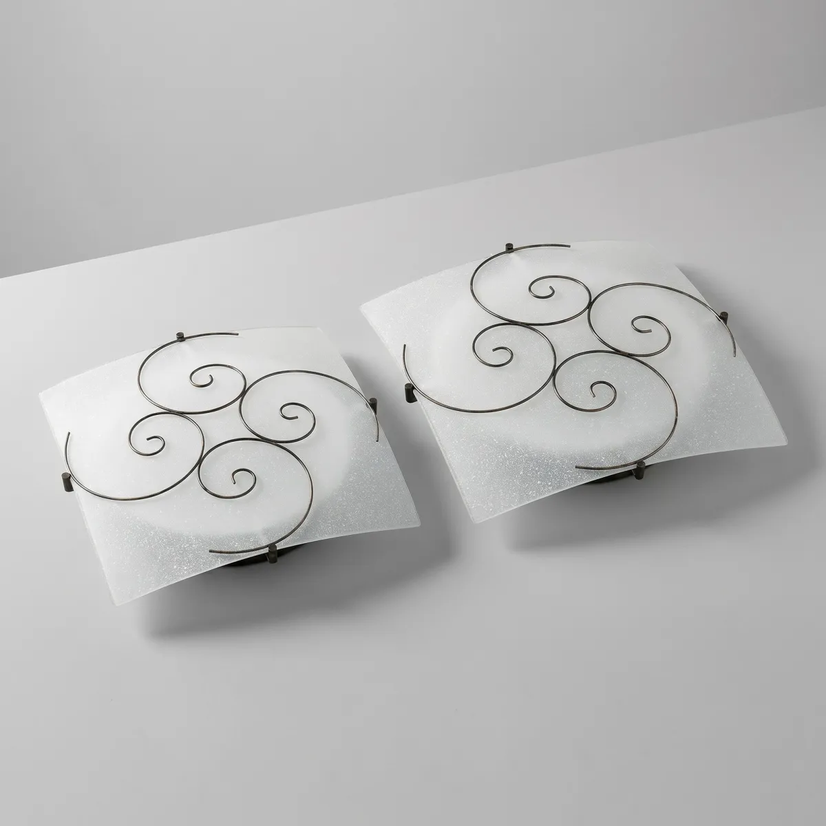 Plafonnier blanc en spirale E27 | Mondialshop