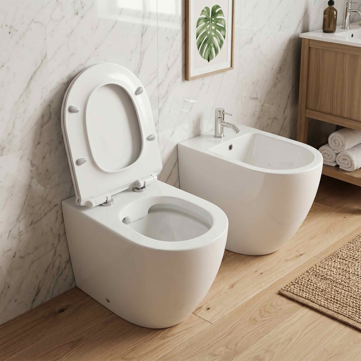 Zwei wandhängende Sanitärobjekte im Angebot