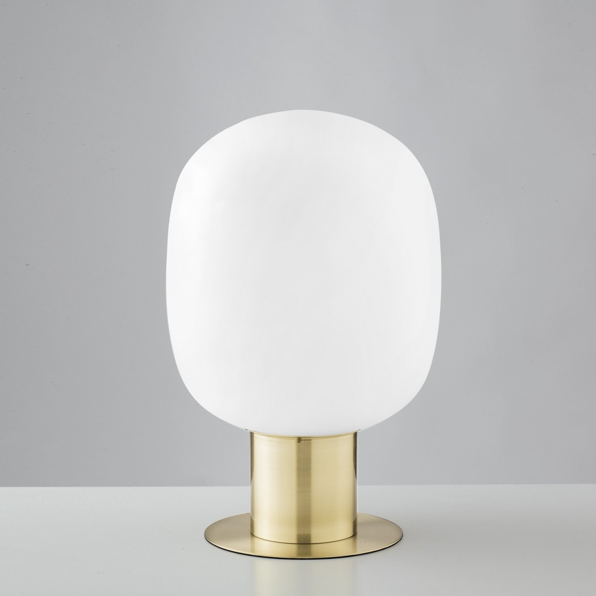 Lampe de table E27 chromée ou dorée | Mondialshop