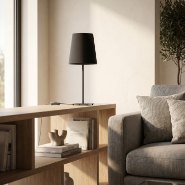 lampada da tavolo contemporanea disponibile in 3 varianti, ideale per madie, tavolini e consolle