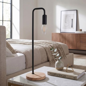 lampada da tavolo moderna con base in legno e struttura metallica