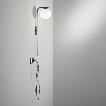 Applique murale moderne E14 dorée, noire ou blanche | Mondialshop
