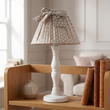 Holzlampe mit verziertem...