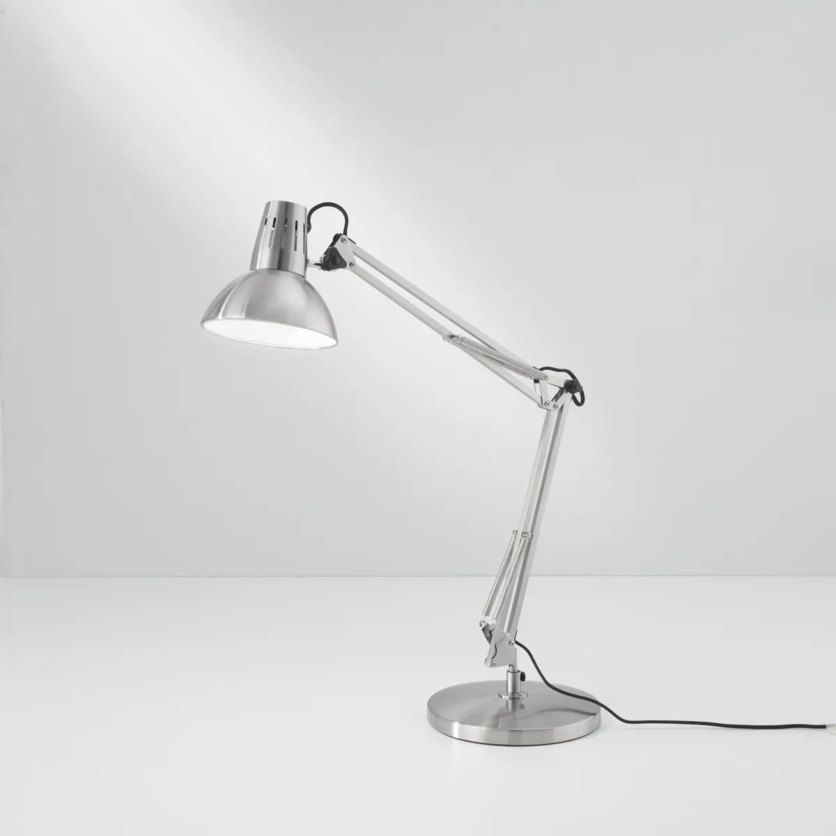 Lampada da Tavolo Moderna 6 Varianti | Mondialshop