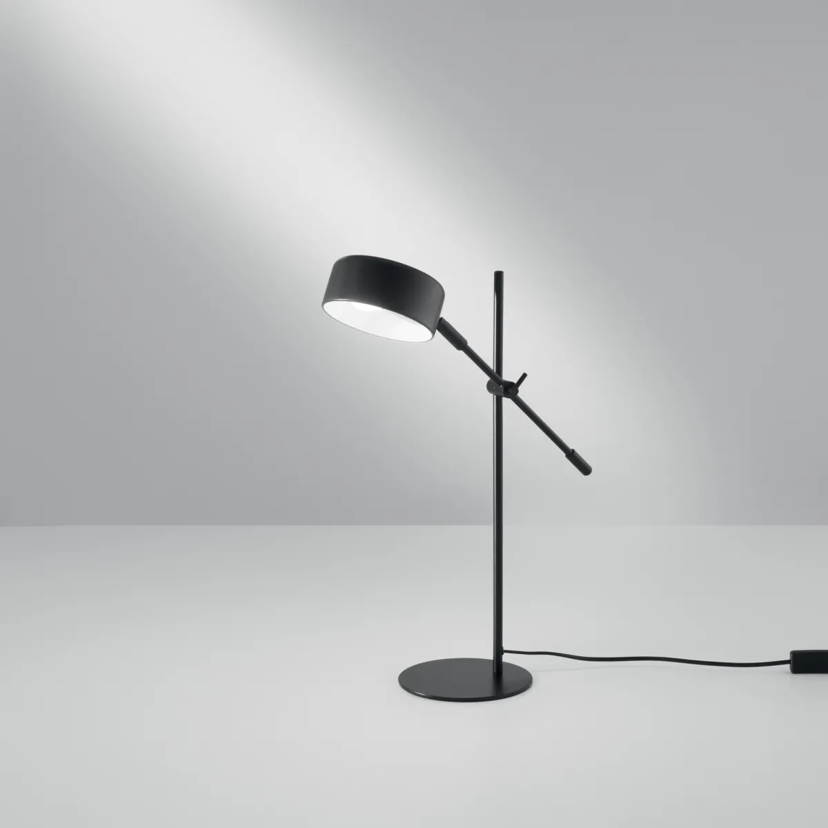 Moderne verstellbare Tischleuchte | Mondialshop