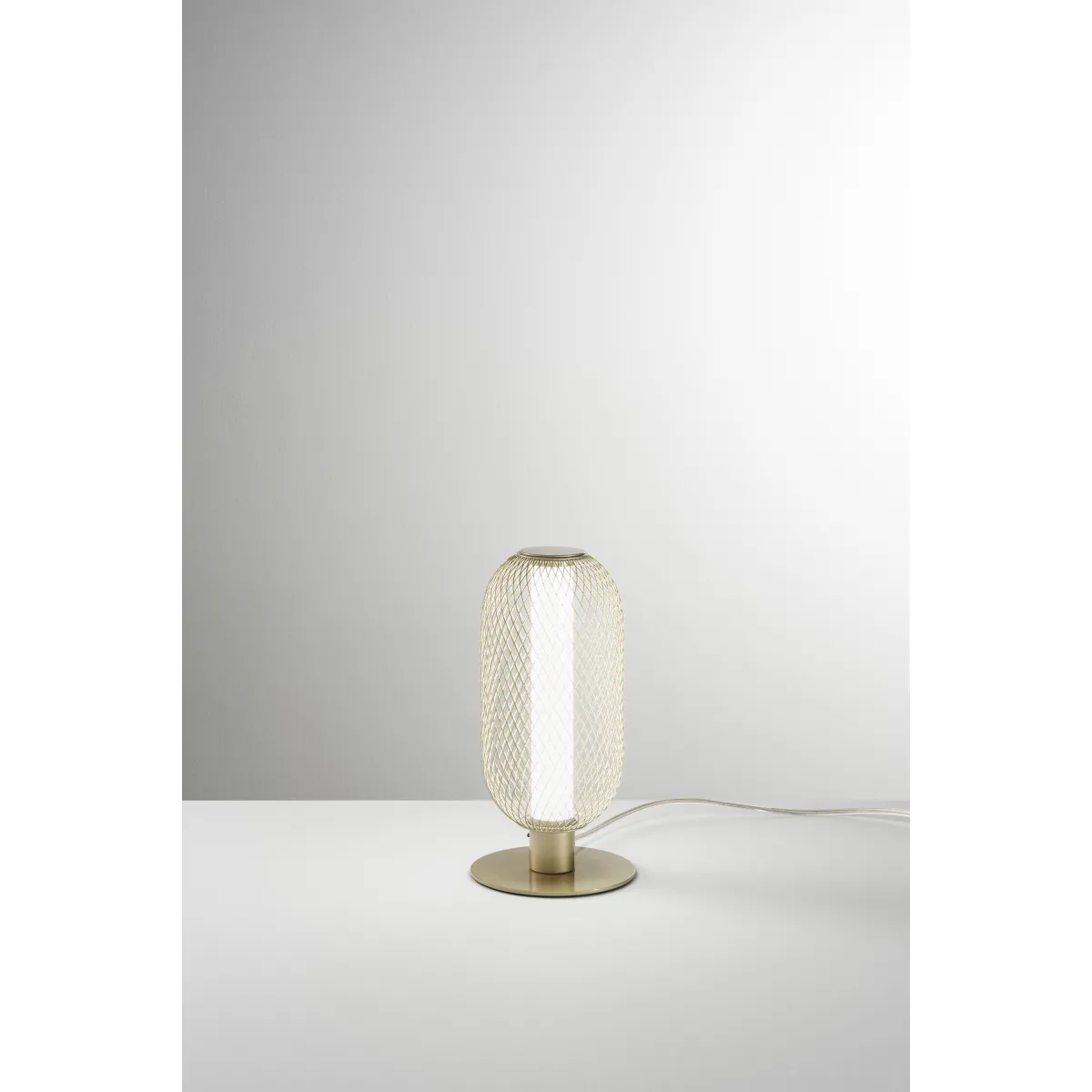 Lampe de table LED 11 W, noire ou dorée | Mondialshop