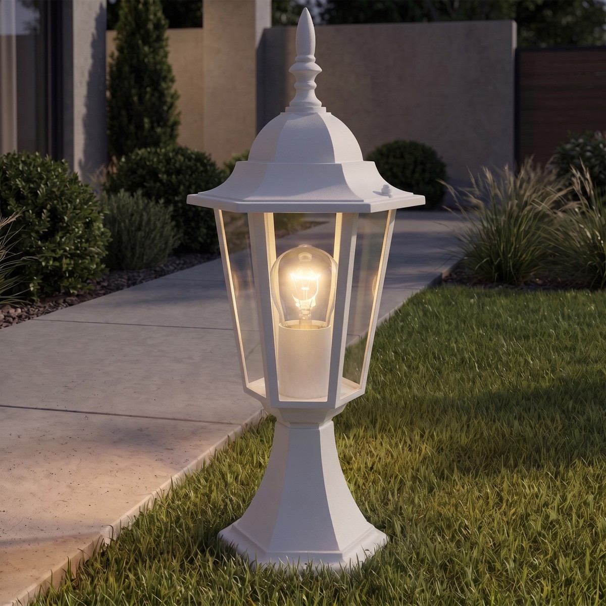 lampioncino da giardino classico in bianco o nero