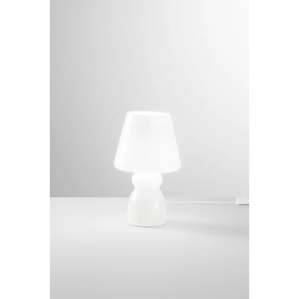 Lampe de table moderne, 4 variantes | Mondialshop