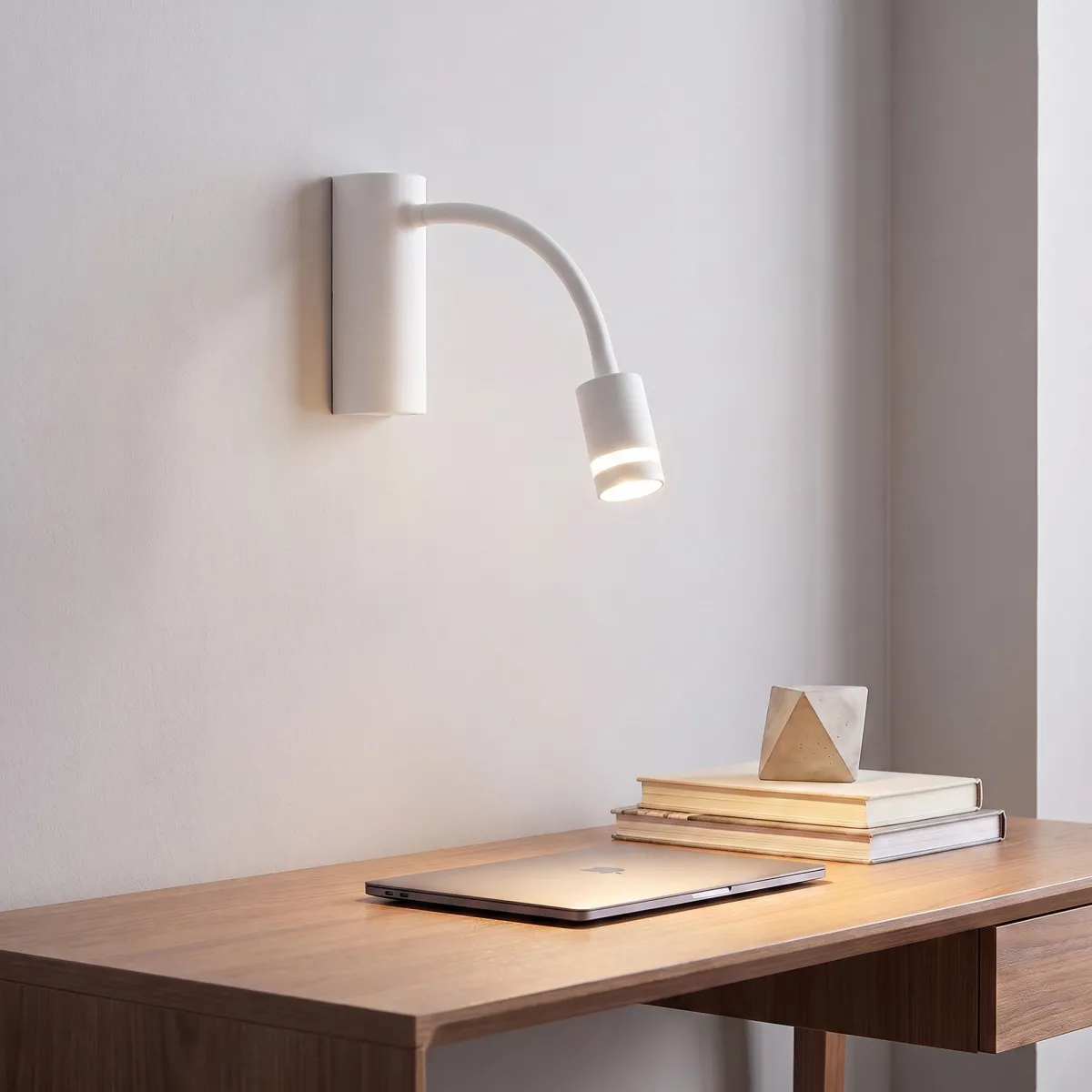Applique Moderna LED Orientabile in Silicone In bianco