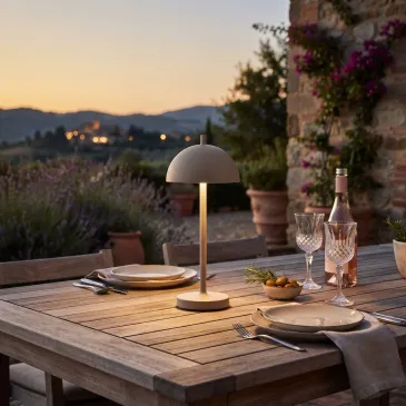 Lampe LED sans fil haute luminosité IP44 | Mondialshop