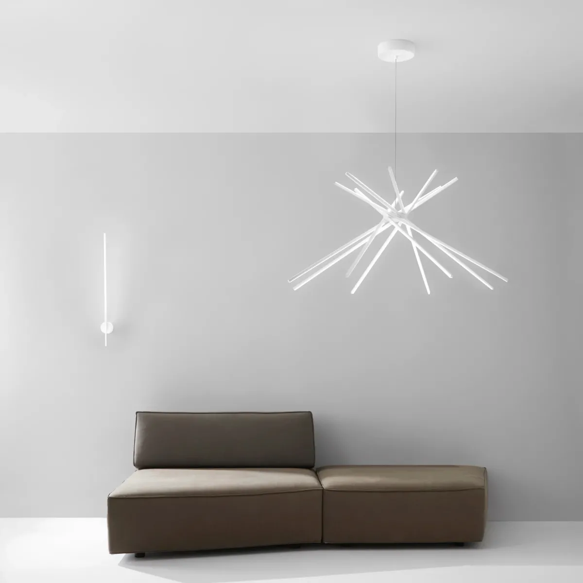 Moderne Pendelleuchte in Schwarz oder Weiß | Mondialshop