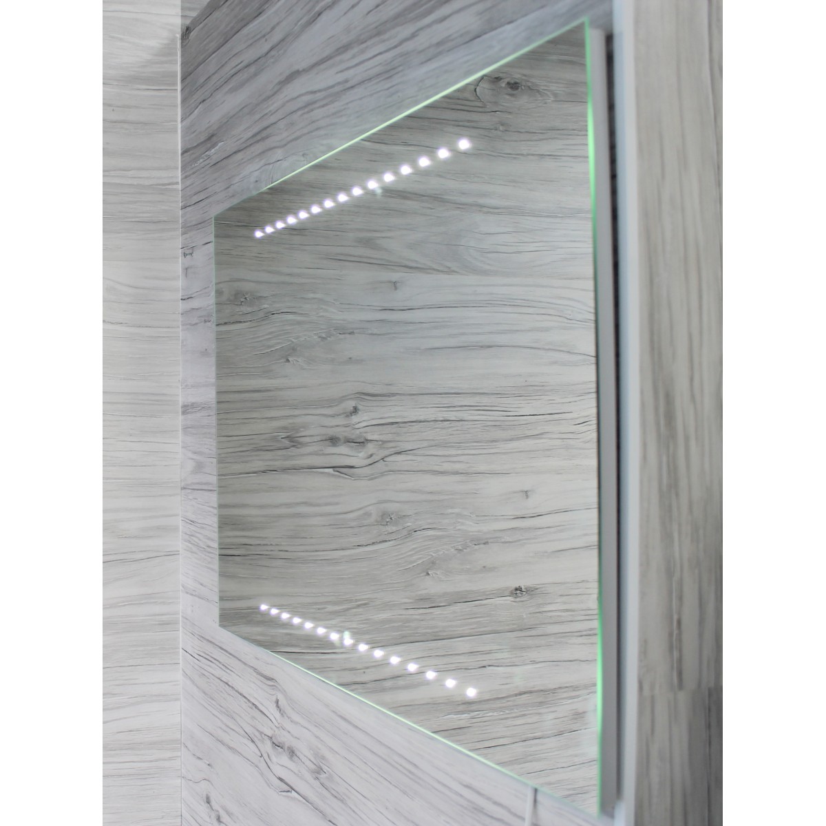 Specchio da bagno 60 x 80 cm( L x H) con luci led