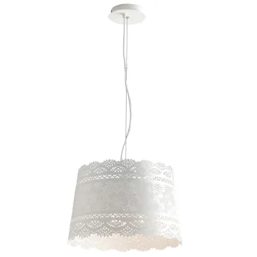 Sospensione a Filo Cluny con Paralume decorato simil Pizzo in Metallo Bianco Opale
