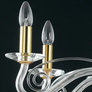 Lustre en cristal Epoque 8 lumières avec finitions dorées et décoration tourbillonnante
