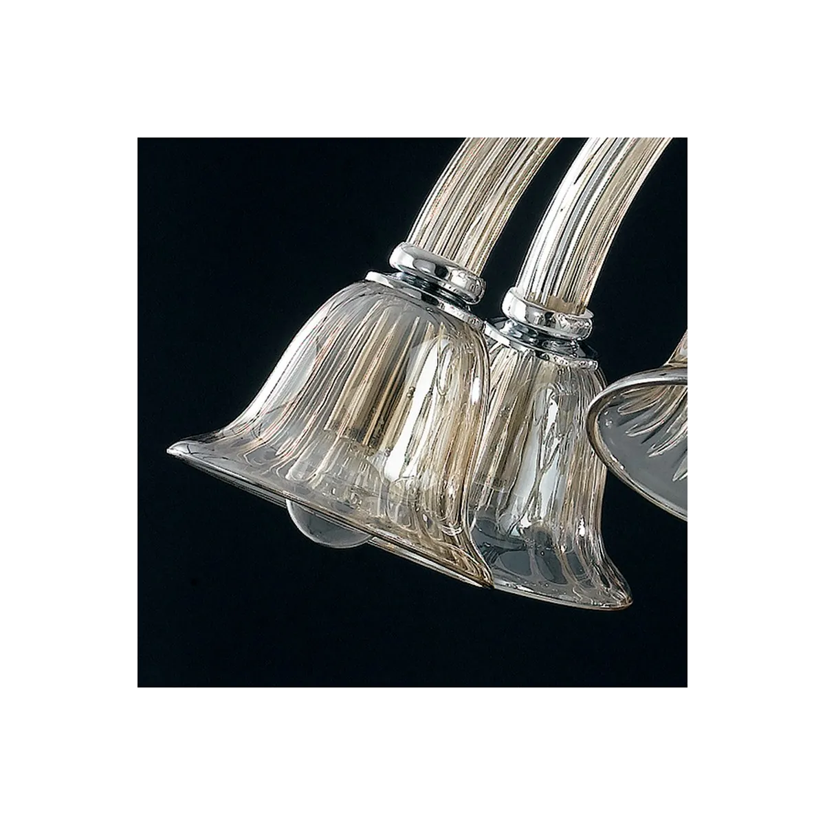 Lustre Poséidon 8 lumières vers le bas en verre champagne