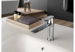 Le qualità di un miscelatore da bagno innovativo ed elegante - la nuova linea Funky di Crolla Rubinetterie